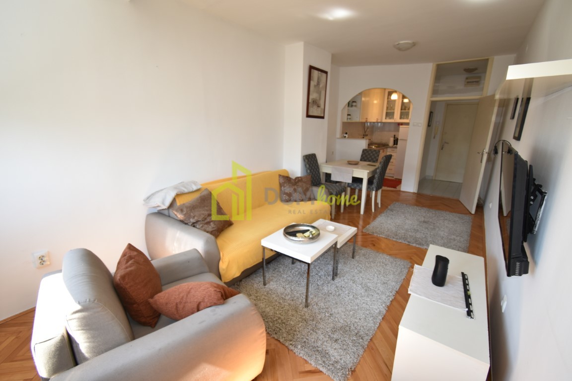 Jednosoban stan 45m2, Preko Morače